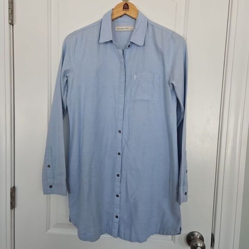 Abercrombie & Fitch Women’s Icon Oxford Chambray‎ Blue Tunic Small Preppy Spring
